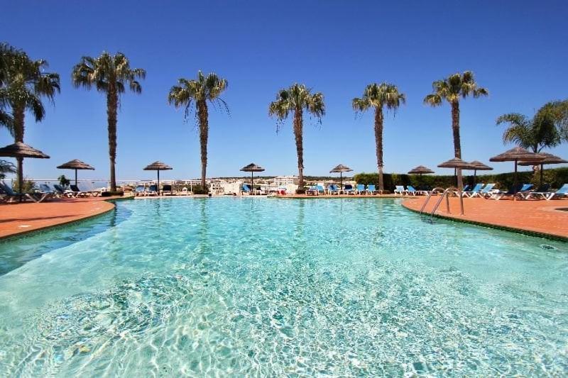 לאגוּ‏ש Bel Appartement Au Bord De La Mer De Porto De Mos מראה חיצוני תמונה