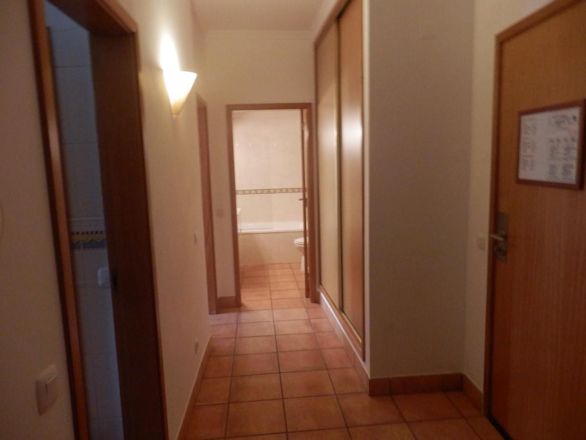 לאגוּ‏ש Bel Appartement Au Bord De La Mer De Porto De Mos מראה חיצוני תמונה